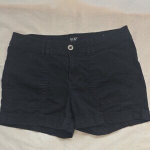 A New Approach‎ Women's Classic Black Cargo Shorts
